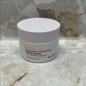 Recovery Hydrasurge Water Cream - White‎
